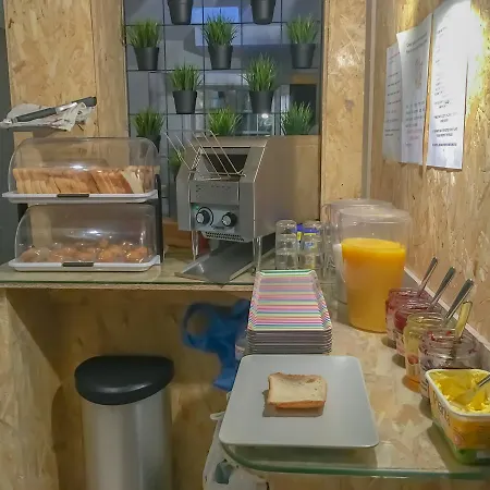 Suave Hostel Lisbon